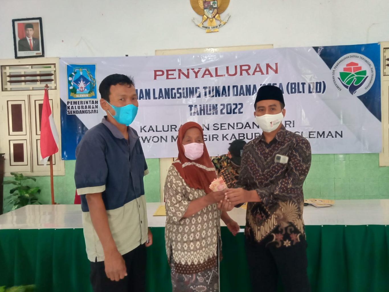 PEMERINTAH KALURAHAN SENDANGSARI SALURKAN BLT-DD TAHAP III TAHUN 2022