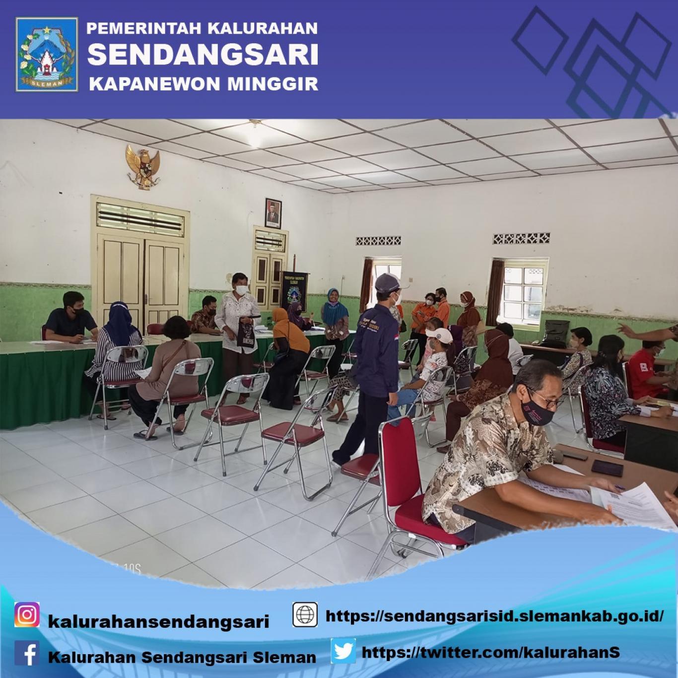 733 KPM DI KALURAHAN SENDANGSARI TERIMA BLT MINYAK GORENG DAN BPNT