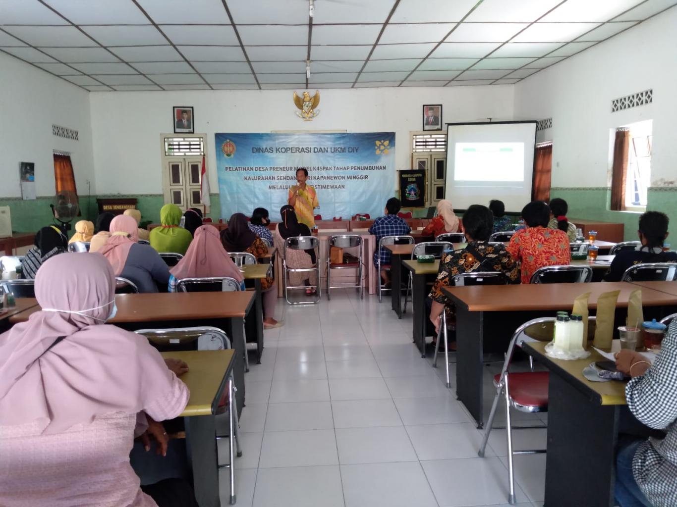 Pelatihan Desa Preneur Model K45PAK tahap Penumbuhan di Kalurahan Sendangsari.