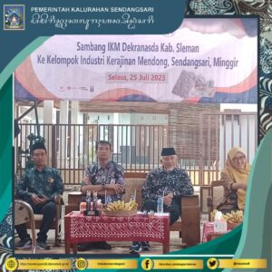 Sambang IKM Dekranasda Kabupaten Sleman Ke Kelompok Kerajinan Mendong Kalurahan Sendangsari