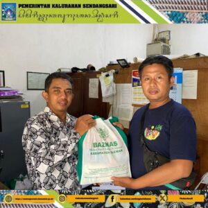 Penyaluran Bantuan Korban Hujan Deras dan Angin Kencang Sendangsari