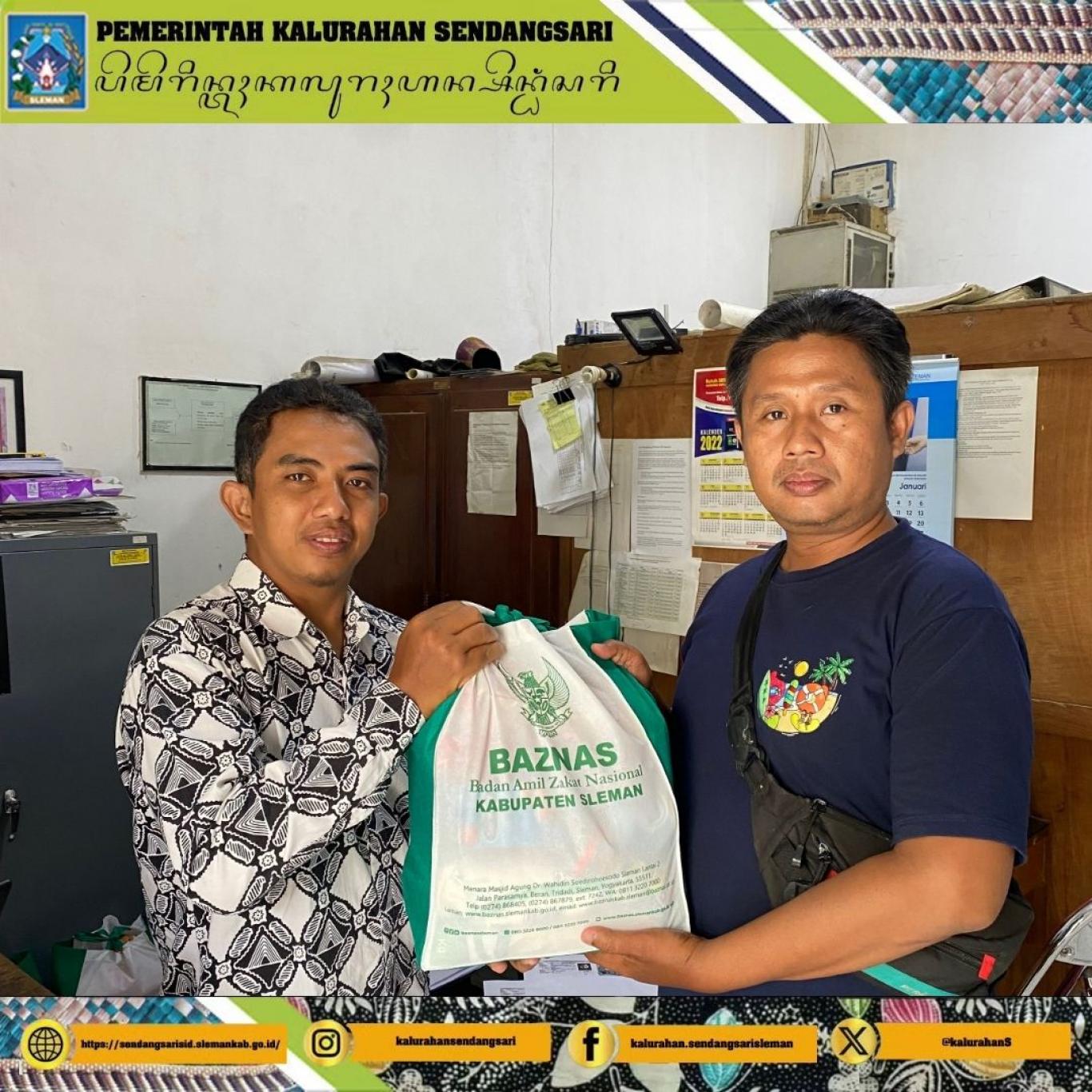 Penyaluran Bantuan Korban Hujan Deras dan Angin Kencang Sendangsari