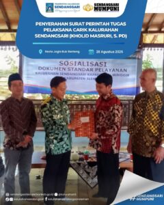 PENYERAHAN SURAT PERINTAH tUGAS PELAKSANA CARIK KALURAHAN SENDANGSARI (kholid Masruri, S. Pd)